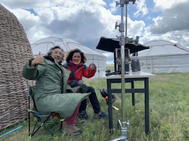 这部蒙古语的公路片电影《巴彦查干》，在赤峰学院首映成功！曾获8个国际电影节入围提名