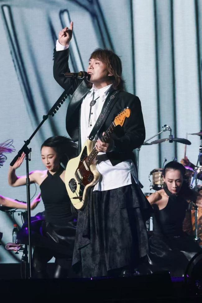 夏夜晚风吹到上海 伍佰&China Blue ROCK StTAR2上海站圆满落幕!