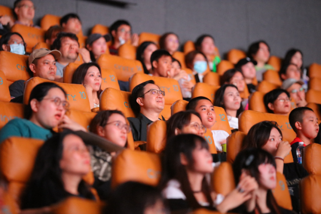 CINITY绚丽解码大唐传奇！电影《长安的荔枝》云路演尝鲜接“荔”互动观影“鲜”动四城