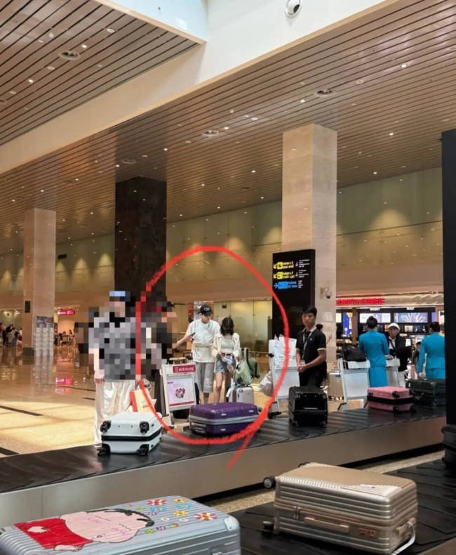 金裕贞金度勋两边否定恋情:竣事之后的团队旅行