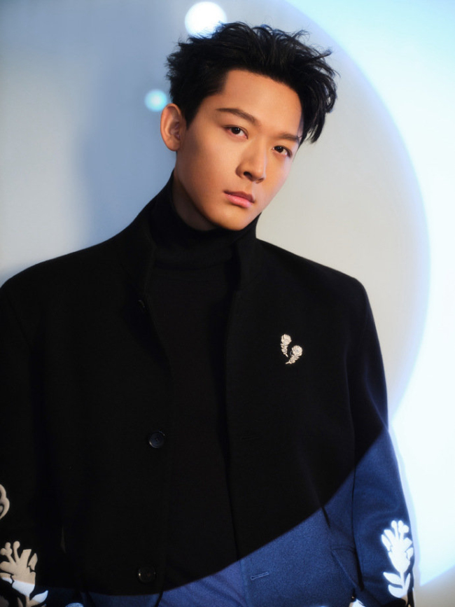 张晚意名下干系7家公司 从敛迹到摆脱的代价