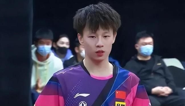 林高远氛围感男主角 坚韧不拔的小强