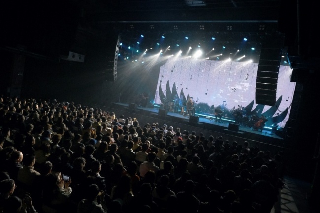 陈小霞COMPOSER老翅膀音乐分享会,广州北京双城演绎创作人生温情上演