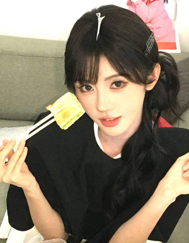 丝芭传媒转发律师声明两问鞠婧祎!称其玩文字游戏