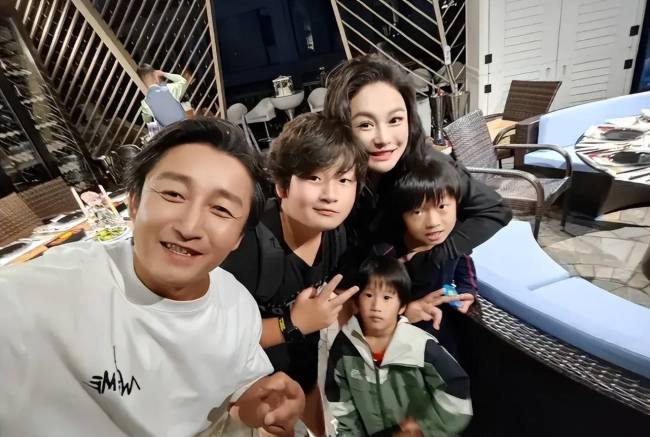 赔光2亿后 妻子亲手撕下邹市明最后的体面 昔日拳王风光不再