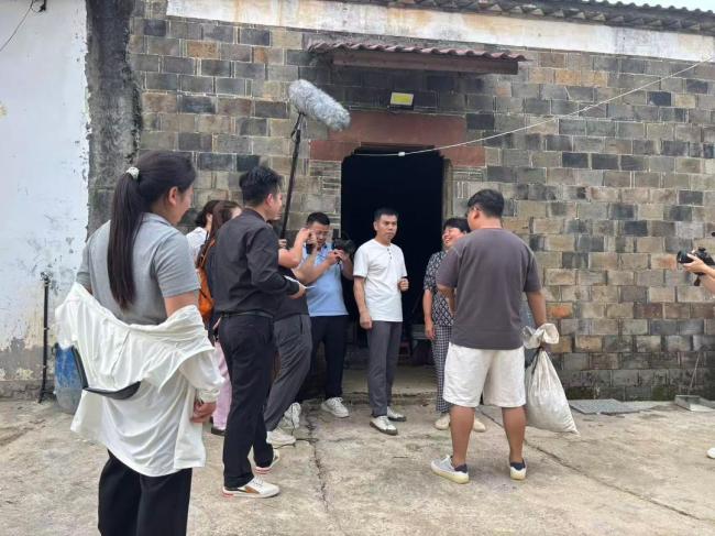 江西都昌小伙靠短剧把乡土故事拍出千万产值