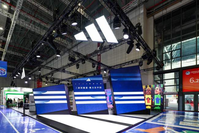 八探进博 | 阿迪达斯世界杯新品亮相，深耕中国市场再提速