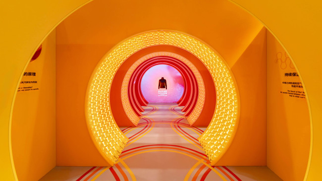 八探进博丨优衣库升级科技新品，做好孩子首套衣服