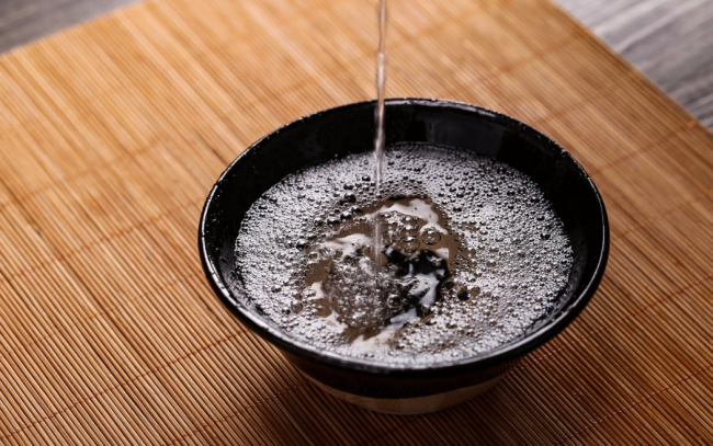 金星啤酒递表、1919曲线登陆，港股成酒类企业资本突围新通道？