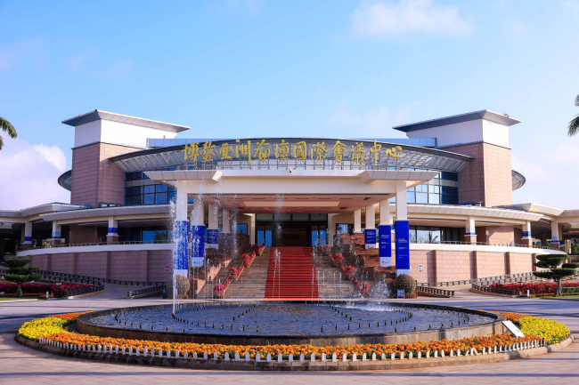 从草原到大海，伊利八度携手博鳌逐“新”造未来