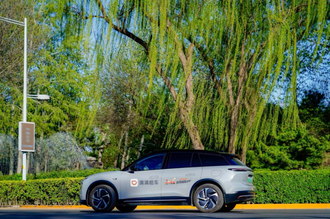 图为：确定性服务保障，租车出游更安心