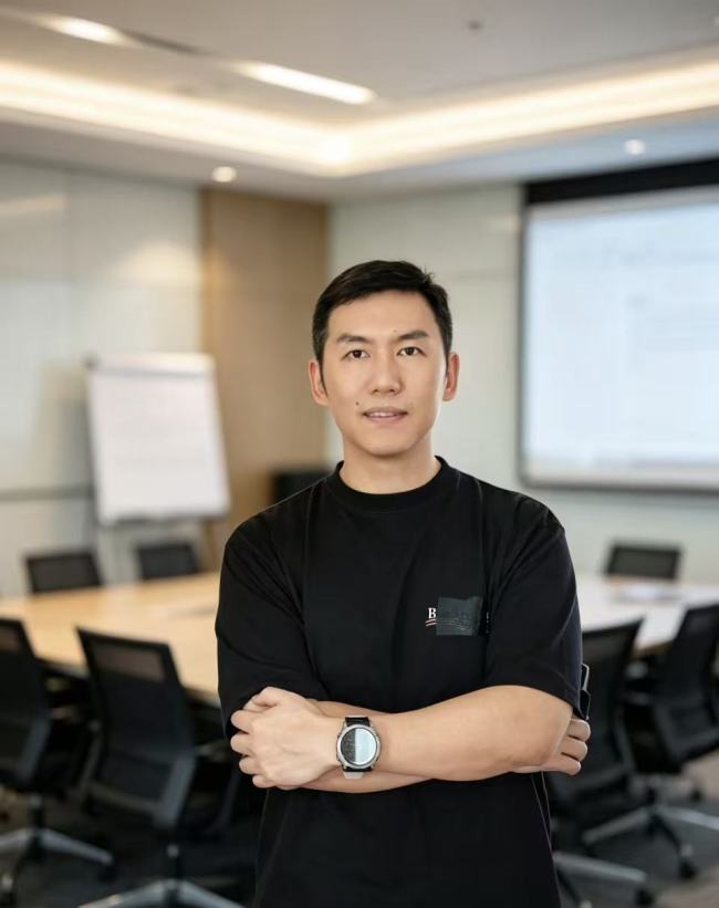 中华网·WAIC 2026丨935亿投向具身智能，行业如何走好技术落地收敛关键一步？