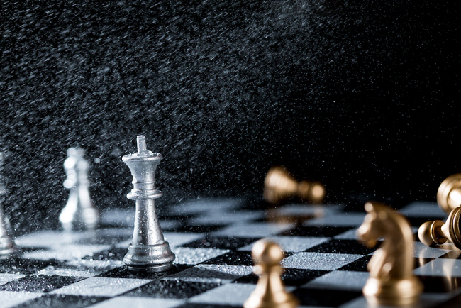 中国高科控制权纷争风暴蔓延,实控人“三角棋局”重新组合,核心子公司换届决议遭前董事长提诉