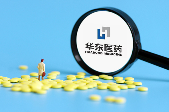 华东医药国内医美营收“腰斩”：“少女针”独占红利“破产”，眼窝针等新品难填缺口