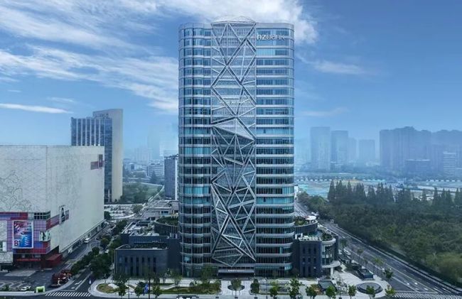 增长有支撑，扩张有方向：杭州银行三季报观察