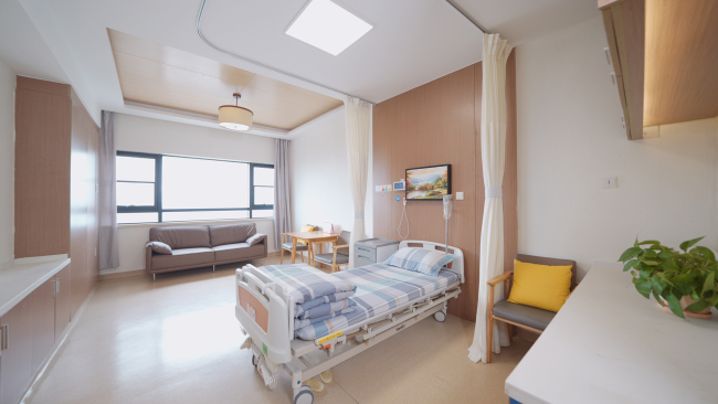 老龄化催热医养赛道：京东方苏州护理院开诊，首批99床与医院同质运行