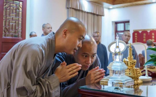 中國佛學院2017級畢業班學僧赴雲居山真如禪寺參訪