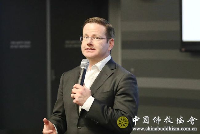 新南威尔士州多元文化部影子部长马克·库尔先生在闭幕式上致辞