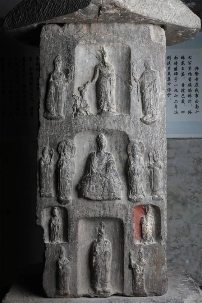 沁阳北魏四面造像碑半跏思惟像