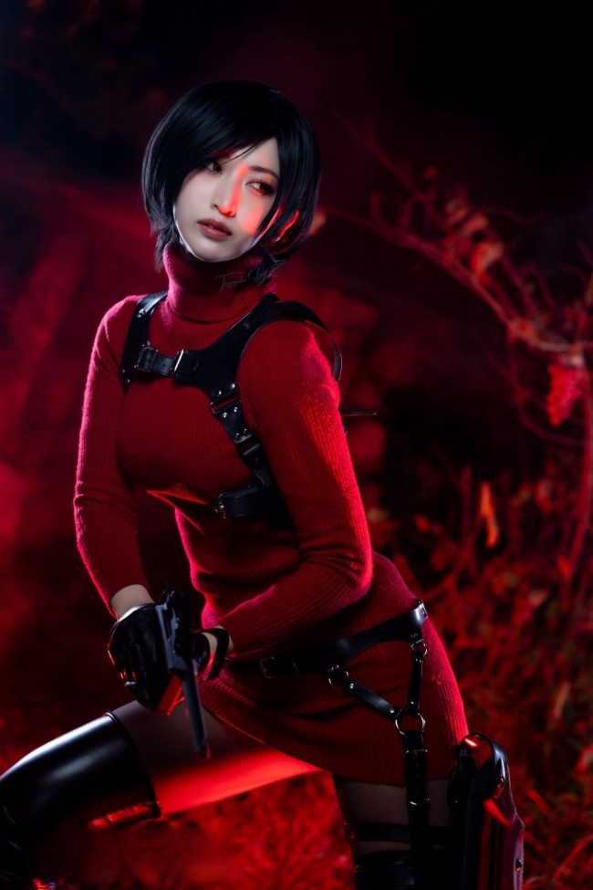 《生化危机》吉尔Cos美照 肤白腿长获玩家盛赞