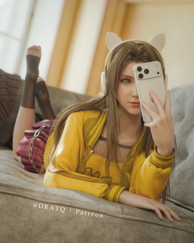 3D大神晒爱丽丝和阿什莉新渲染图 长腿玉足吸睛