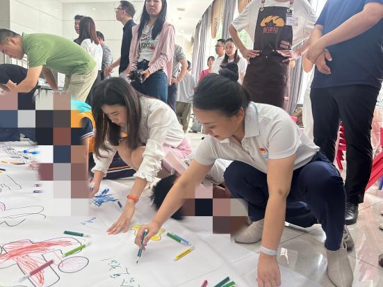 以善为墨绘就孤独症儿童成长画卷，瑞众保险携手多方“守护星光”