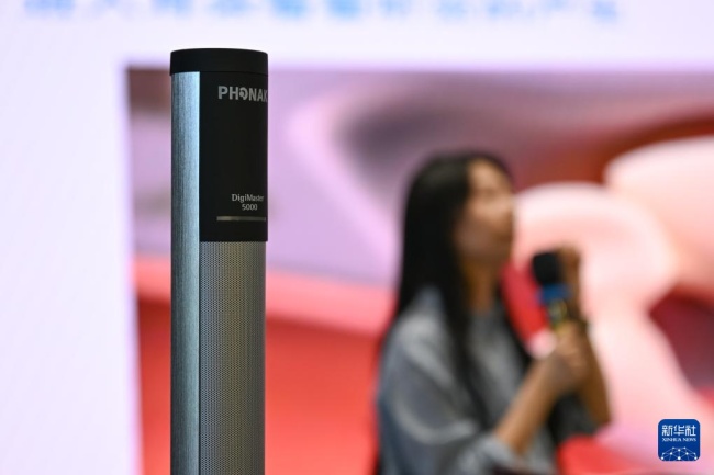 新疆：公益助力听障学生筑梦未来