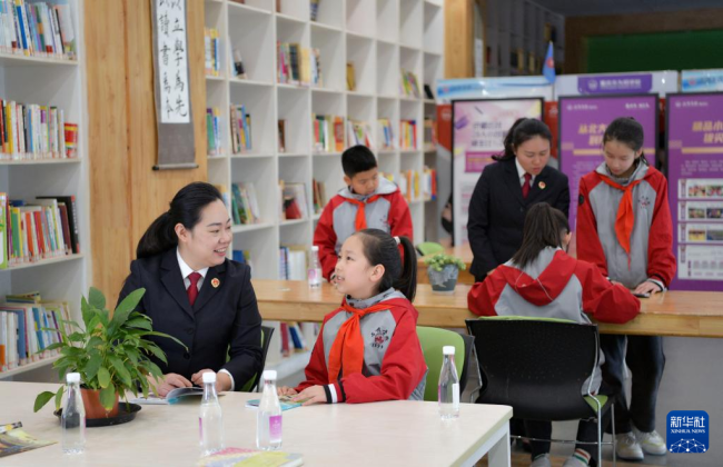 以法治守护未来 用大爱播撒温暖——记重庆检察未成年人保护工作团队代表