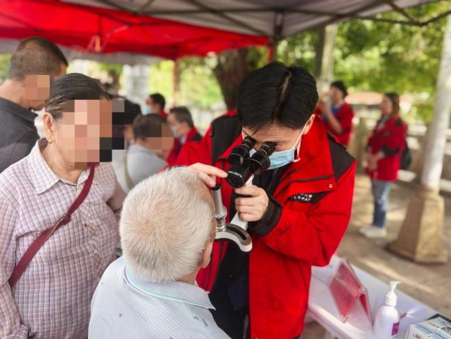 千里送医暖边陲