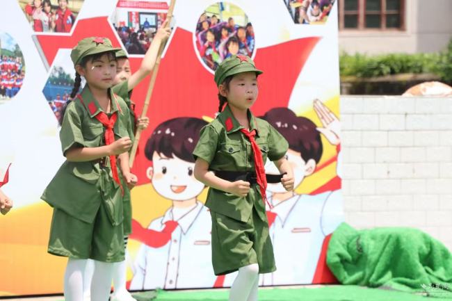 赓续红色血脉 情暖大别山童心 “武汉军休·红杜鹃公益助学”行动走进罗田