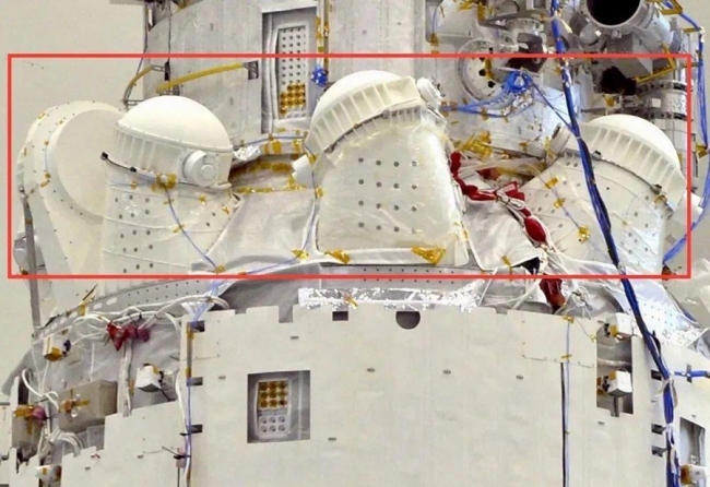 中国空间站是如何做到“坐如钟、行如风”？