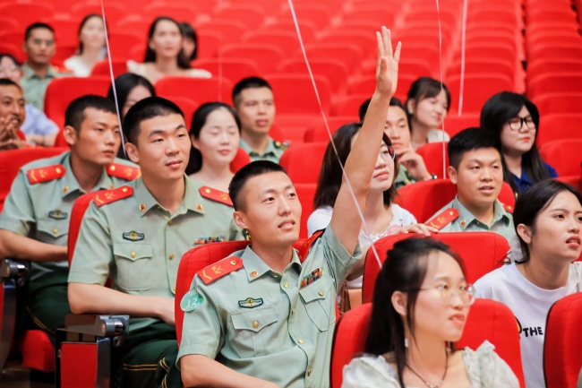 浪漫相聚，这场军地联谊齁甜齁甜！