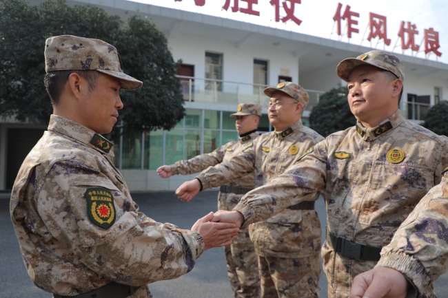 衡阳县人武部掀起新年度军事训练的热潮！