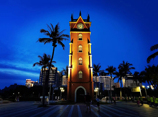 The Haikou Bell Tower has become a symbol of maritime culture and commercial civilisation. Photo by Xu Ersheng