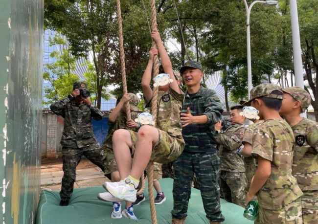 “车谷少年军旅之约”六一国防教育活动
