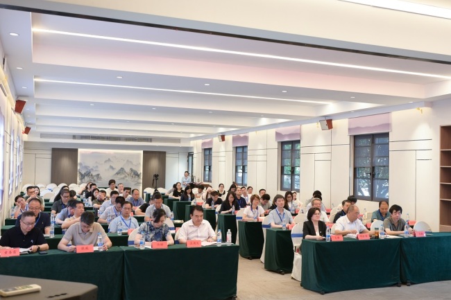 中国印刷技术协会普及与教育专业委员会2024武汉学术年会暨汤逊湖论坛召开