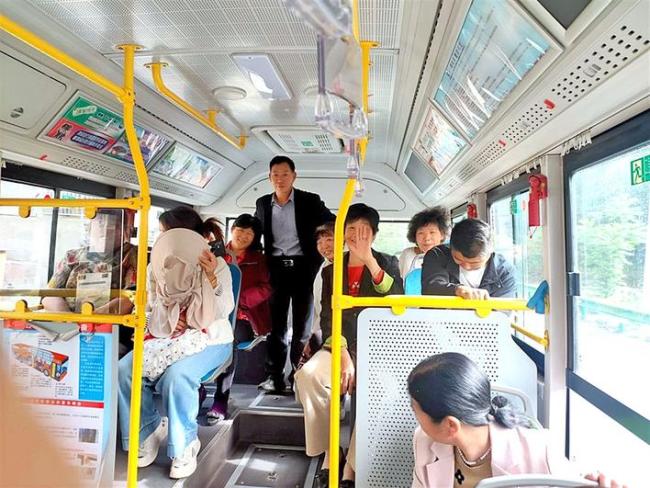 十堰两竹首条跨县公交开通 33公里串起双城烟火