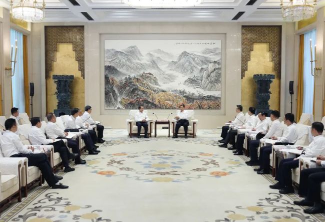 王忠林会见中国华电集团董事长江毅 强化能源安全保障 合力推进长江绿色航运