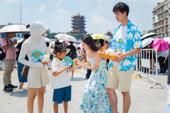 一颗椰子联动五座城，三亚这次交换的不仅是“夏天”