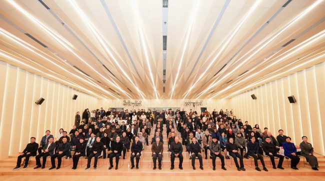 致美前行——湖北美术学院办学105周年美术作品展在武汉美术馆（琴台馆）展出