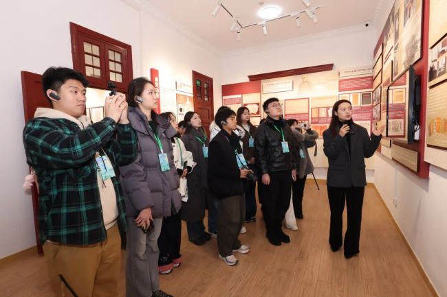 在珞珈山“遇见”伟人，大学生在这里开启一堂“行走的大思政课”