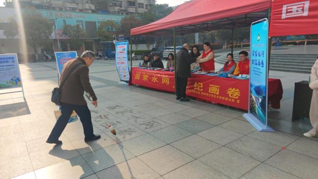 图片暂时无法显示