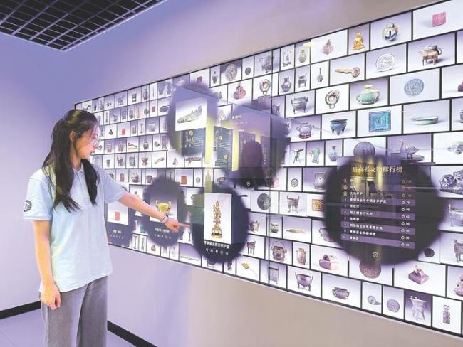 乘“长江文明时光机”穿越回古代  亲见屈原诵《离骚》