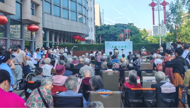 九州通人寿堂养老文化节公益活动圆满举办， 新华保险湖北分公司科技助老践行企业担当！