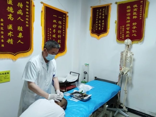 湖南首个瘫痪疑难病临床学术研究中心探索“异瘫同治”成效显著