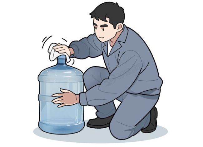 长期烧自来水喝的人和买桶装水的人，谁更健康？答案和你想的不同