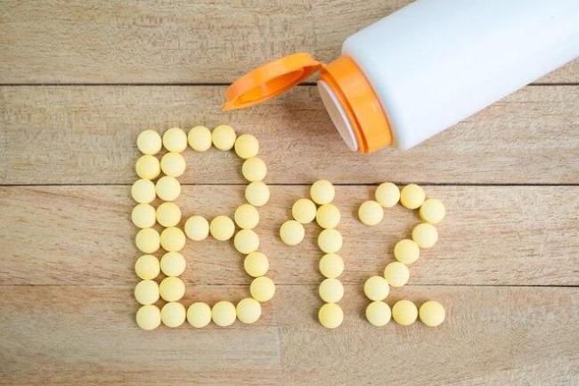 几块钱一瓶的维生素B12，或有助“改善”4种病症