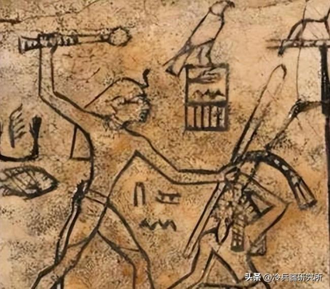 从人字拖到弓箭都金光闪闪，古埃及法老上阵打仗的武备有多氪金？