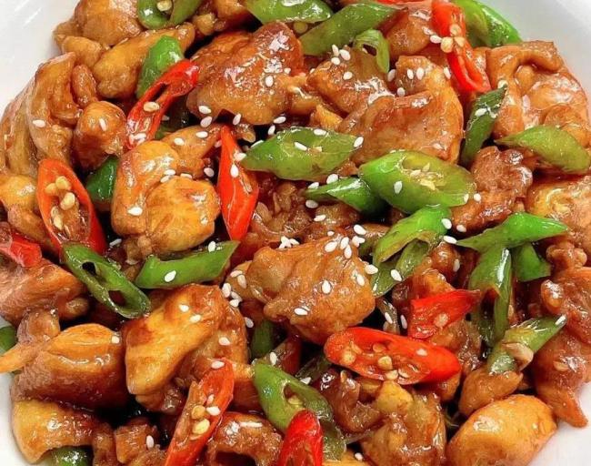 厨房小白10分钟上桌神菜，麻辣鲜香全家抢，简单到爆