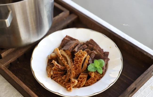 牛肉毛肚香翻天，饭店味道搬回家，卤汁一招全搞定